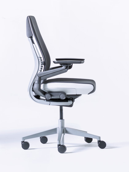 GESTURE: AN OFFICE CHAIR CREATES A GLOBAL SENSATION | Büroeinrichtung - Büroplanung - Innenausbau | WSA